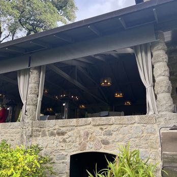 Stags' Leap Winery - Outside view of the porch tasting. - Wineries Near Me - Napa, California Stags' Leap Winery - Outside view of the porch tasting. - Wineries Near Me - Napa, California
