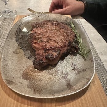 Black & Blue Steak and Crab - Ribeye cooked medium rare - Steakhouses Near Me - Wellesley, Massachusetts Black & Blue Steak and Crab - Ribeye cooked medium rare - Steakhouses Near Me - Wellesley, Massachusetts