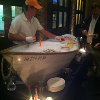 Row 34 - Seaport - Private Party Oyster Bar - New American Near Me - Boston, Massachusetts