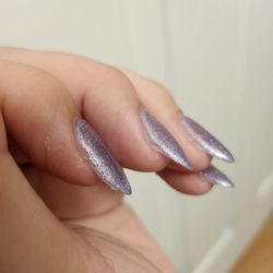 Island Nails & Spa - The other side is a little better but not by much