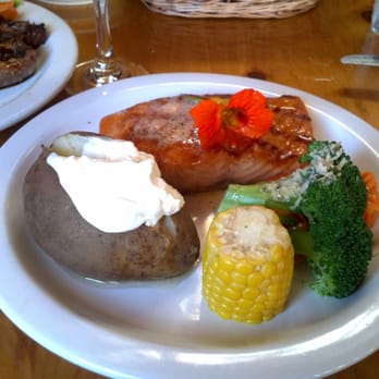 Old Stone Station - Seafood Near Me - Cambria, California