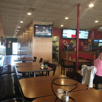 Racanelli's - Interior - Pizza Near Me - Kirkwood, Missouri Racanelli's - Interior - Pizza Near Me - Kirkwood, Missouri
