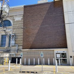 Rosenberg Library - The back entrance from the parking lot.