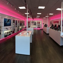 T-Mobile - love the store