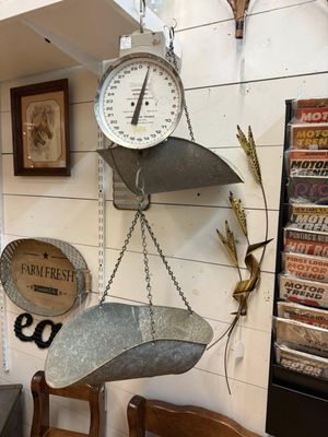 DeFrance Indoor Flea Market Antiques & Collectables near Seacrest Condominiums in Fort Walton Beach, FL