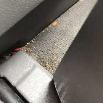 Dan's Nicollet Car Wash - Poor vacuuming - Car Wash Near Me - Minneapolis, Minnesota