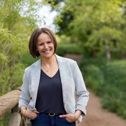 Thrive Couple & Family Counseling Services - Allison Rimland, LPC, Founder Thrive Couple and Family Counseling. Certified Emotionally Focused Couple Therapist in the Denver Tech Center