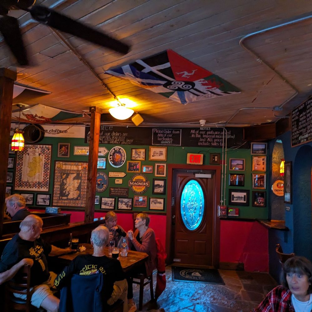 Celtic Ray Irish Pub - people sitting at tables - Irish Near Me - Punta Gorda, Florida Celtic Ray Irish Pub - people sitting at tables - Irish Near Me - Punta Gorda, Florida