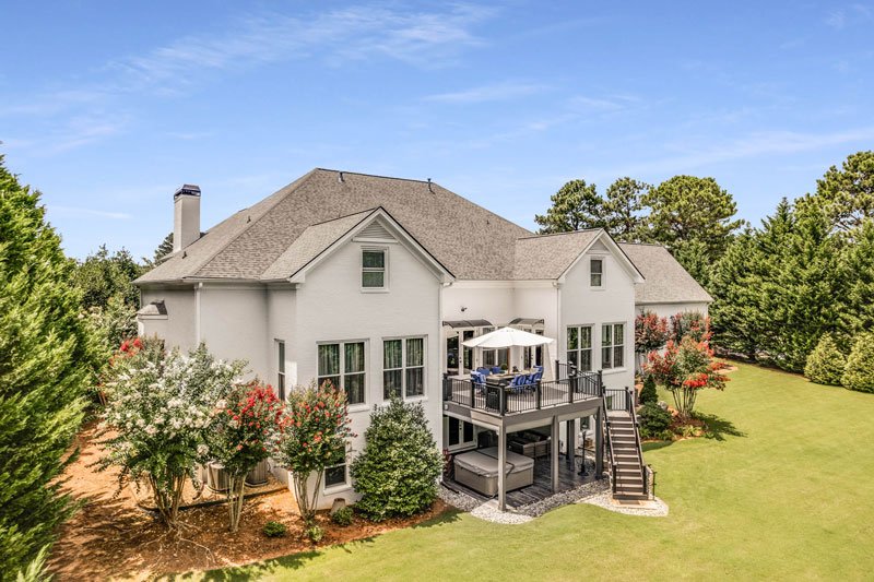 Slide of AP Associates Contracting