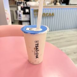 Tsaocaa - Guava yogurt with mango boba