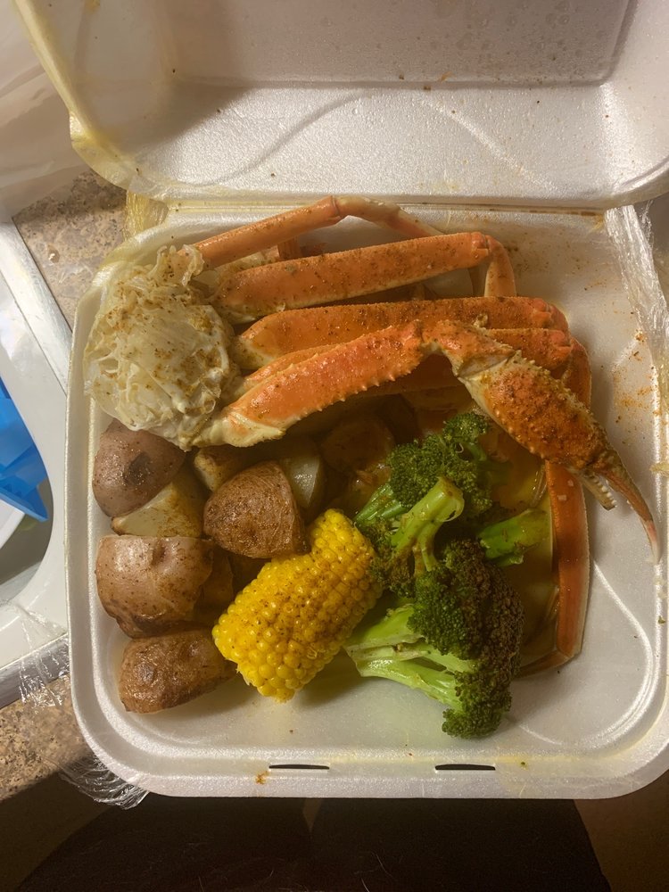 Seafood Junction Uptown Chicago Order Food Online Seafood Uptown