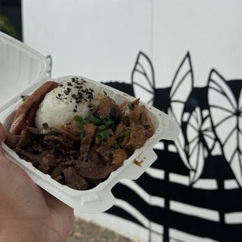 The Musubi Truck - Food Trucks Near Me - Kapaa, Hawaii