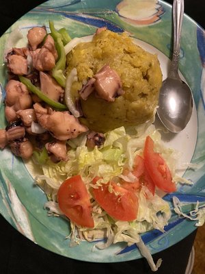 Aqui Me Quedo Restaurant by null
