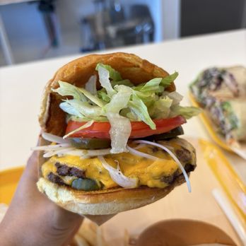 Stumpy Burger & Coffee - Spicy double with the extra veggies, so yum! - Burgers Near Me - Los Angeles, California Stumpy Burger & Coffee - Spicy double with the extra veggies, so yum! - Burgers Near Me - Los Angeles, California