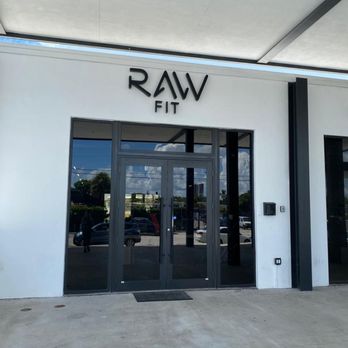 Raw fit Miami - Main Entrance - Gyms Near Me - Miami, Florida