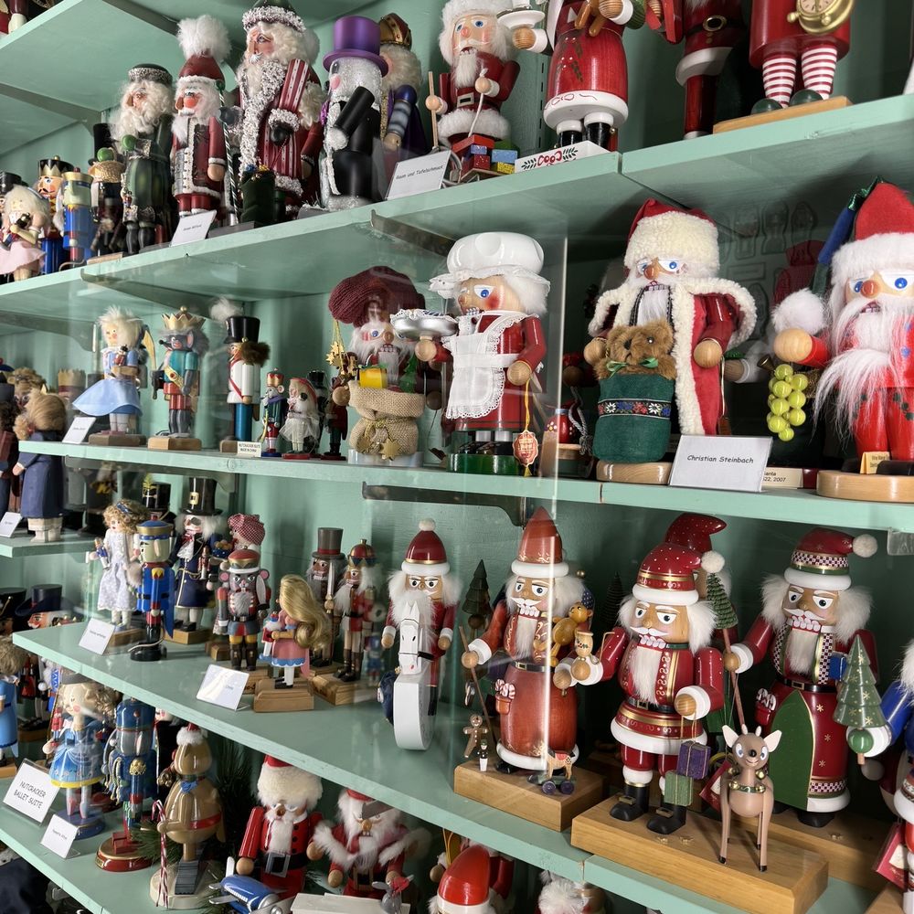Leavenworth Nutcracker Museum - Museums Near Me - Leavenworth, Washington Leavenworth Nutcracker Museum - Museums Near Me - Leavenworth, Washington