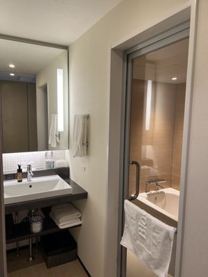 HOTEL JR Kyushu Hotel Blossom Shinjuku by null