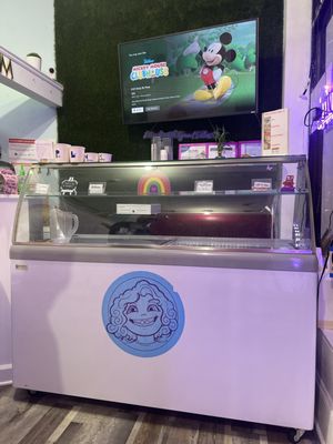 Alisha’s Treats & Eats / Little Lulus Italian Ice by null