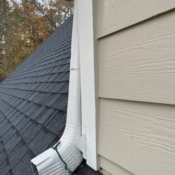 Nelson Exteriors - See sharp flashing poking out of trim. They did this all over. Nelson has shown me downspout was crooked so they put it back the same way - Siding Near Me - Marietta, Georgia Nelson Exteriors - See sharp flashing poking out of trim. They did this all over. Nelson has shown me downspout was crooked so they put it back the same way - Siding Near Me - Marietta, Georgia