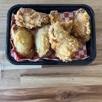 Monsoon - fried chicken wings - Vietnamese Near Me - Piedmont, California