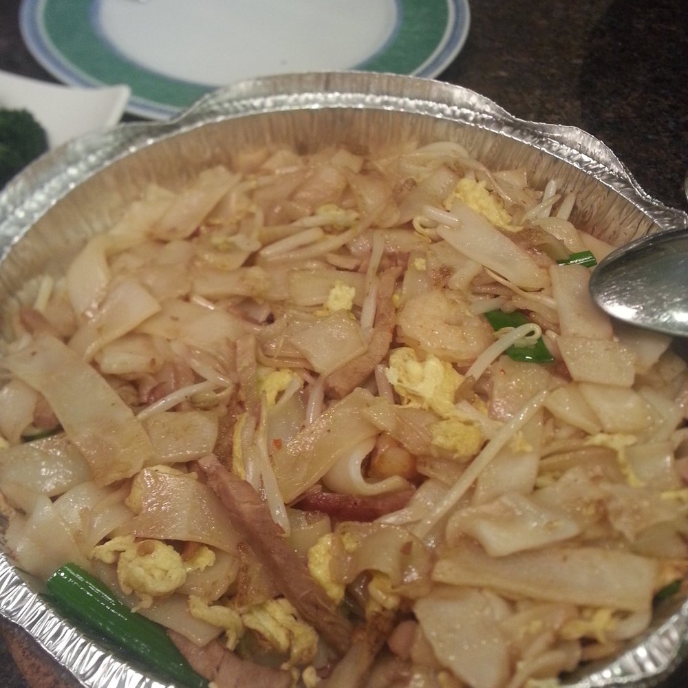 Mui Garden Restaurant - char keow teuy - Chinese Near Me - Vancouver, British Columbia