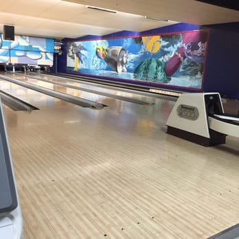 Apple Valley Bowl - Bowling Near Me - Plantsville, Connecticut
