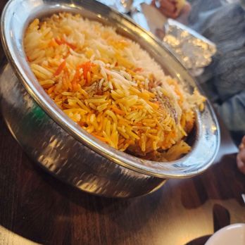 Bundoo Khan Express - Dt - Pakistani Near Me - South Barrington, Illinois