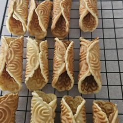 Goodwill Industries of the Columbia Willamette - I made cannoli shells with an appliance I got at Goodwill