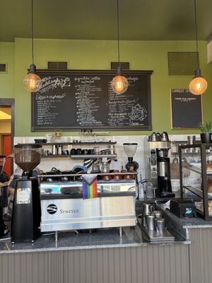 Claddagh A Wee Shop by null