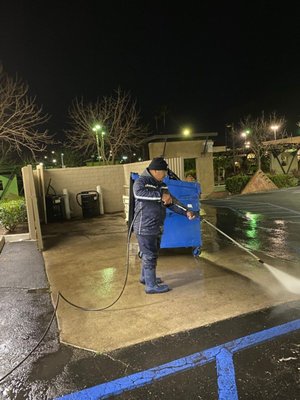 Commercial Cleaning Services - Call us for your commercial cleaning services we work with restaurants, gas stations, grocery stores and all different types of businesses. Commercial Cleaning Services - Call us for your commercial cleaning services we work with restaurants, gas stations, grocery stores and all different types of businesses.