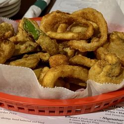 Unkie's Entertainer - Appetizer sampler. Fried pepper rings, cauliflower, cheeseballs, jalapeño cheeseballs, mushrooms, pickles, and onion rings.