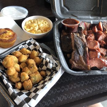 Ray's Southern Foods - Southern Near Me - Forest Park, Georgia
