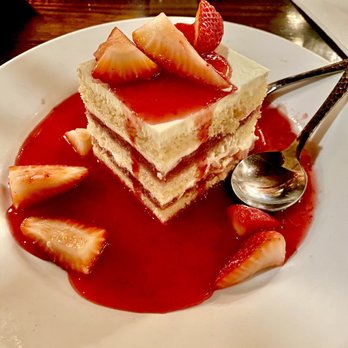 LongHorn Steakhouse - Strawberry Short Cake was super good. It has the right amount of sweetness and the cake was moist! - Steakhouses Near Me - Murfreesboro, Tennessee LongHorn Steakhouse - Strawberry Short Cake was super good. It has the right amount of sweetness and the cake was moist! - Steakhouses Near Me - Murfreesboro, Tennessee