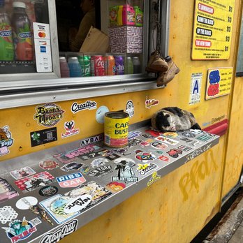Bodega Truck - BODEGA TRUCK - Food Trucks Near Me