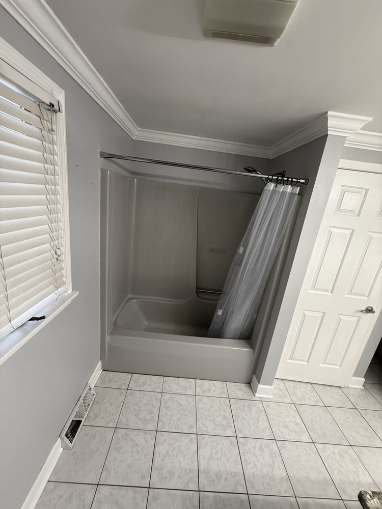 Slide of Handy Help Experts