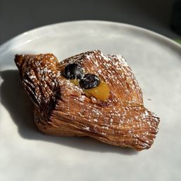 Lemon berry pastry Lemon berry pastry