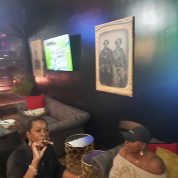 Sweet Lips Cigars Lounge - Cigar Bars Near Me - Houston, Texas Sweet Lips Cigars Lounge - Cigar Bars Near Me - Houston, Texas