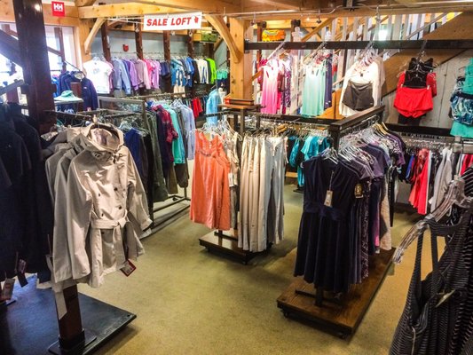 AJ's Ski & Sports by null