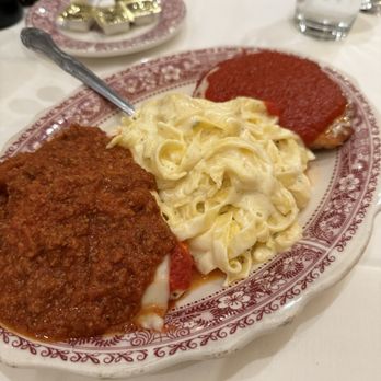 Chiapparelli's Restaurant - Chicken Parm, Alfredo, & Lasagna - Italian Near Me - Baltimore, Maryland