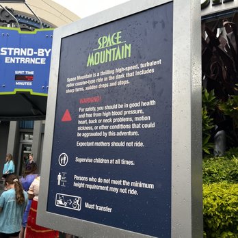 Space Mountain - Amusement Parks Near Me - Lake Buena Vista, Florida