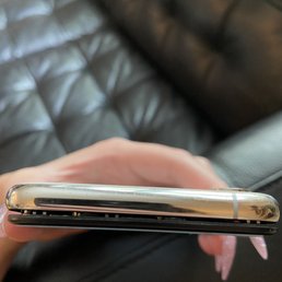 My screens permanently like this after the second time they replaced my screen. My screens permanently like this after the second time they replaced my screen.