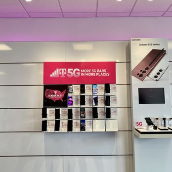 T-Mobile - Mobile Phones Near Me - Katy, Texas T-Mobile - Mobile Phones Near Me - Katy, Texas