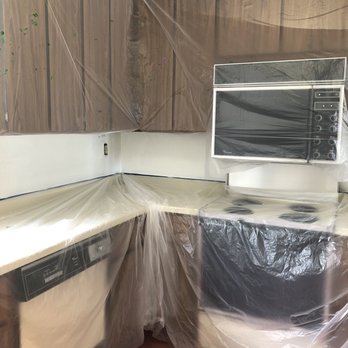 Marcio’s Painting - Painting of the kitchen area, yes we know the appliances are vintage - Painters Near Me Marcio’s Painting - Painting of the kitchen area, yes we know the appliances are vintage - Painters Near Me