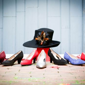 Comfort One Shoes 10 Photos 21 Reviews Shoe Stores 12236
