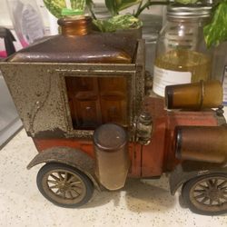 Birds Of  A Feather - Antique liquor wag