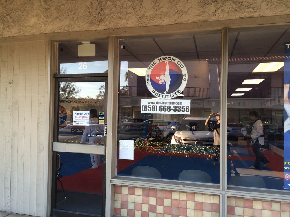 Tae Kwon Do Institute Logo