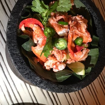 Temazcal - Burlington - Lobster guacamole - Mexican Near Me - Burlington, Massachusetts