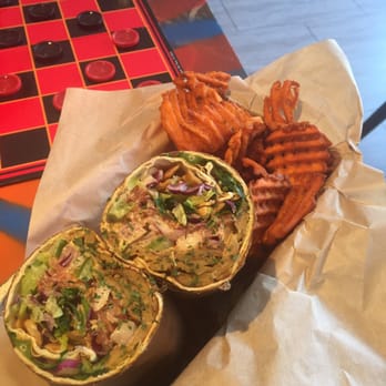 Spitz - Studio City - Chicken street wrap with sweet potato fries - Mediterranean Near Me - Studio City, California Spitz - Studio City - Chicken street wrap with sweet potato fries - Mediterranean Near Me - Studio City, California