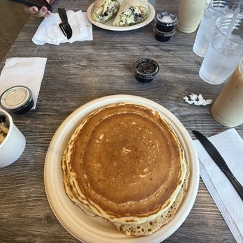 Butter Cafe & Bakery - Macadamia nut pancakes with banana and sauce on the side and asked for only a little of the chocolate chips. Sooo good. - Breakfast & Brunch Near Me - Upland, California