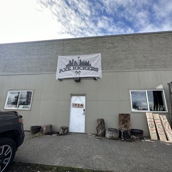 Axe Kickers - Outside - Axe Throwing Near Me - Seattle, Washington Axe Kickers - Outside - Axe Throwing Near Me - Seattle, Washington